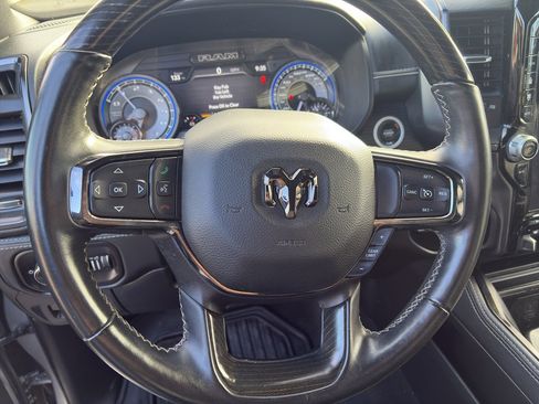 Used 2022 RAM 1500 Limited w/ Trailer Tow Group (B) image 9