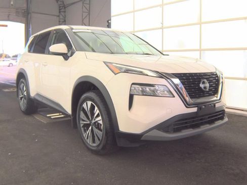Used 2023 Nissan Rogue SV AWD/4WD image 2