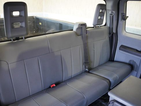 Used 2014 Ford F250 XL w/ Power Equipment Group image 35