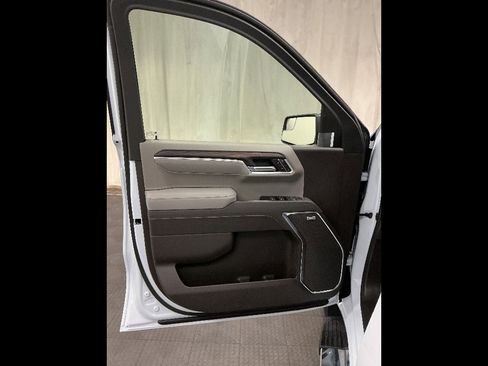 New 2026 GMC Sierra 1500 SLT w/ SLT Premium Package image 17