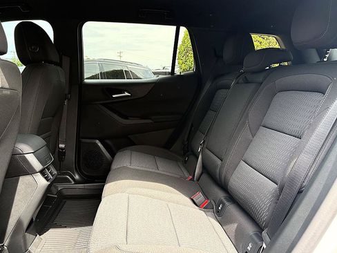 New 2026 Chevrolet Equinox LT FWD image 10