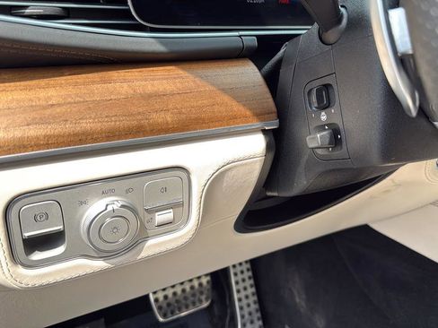 Used 2024 Mercedes-Benz GLE 53 AMG 4MATIC image 21