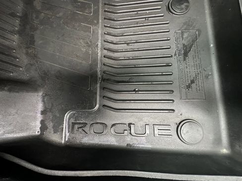 Used 2021 Nissan Rogue S FWD image 30
