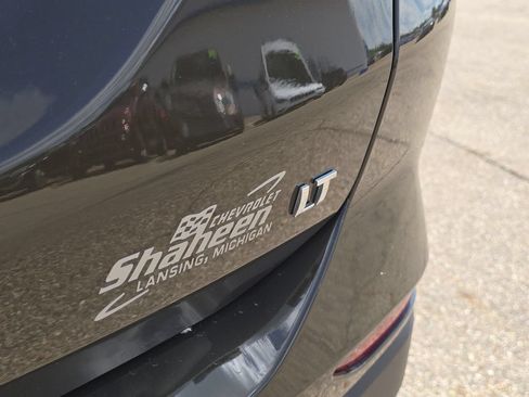 Used 2024 Chevrolet Equinox LT FWD image 38
