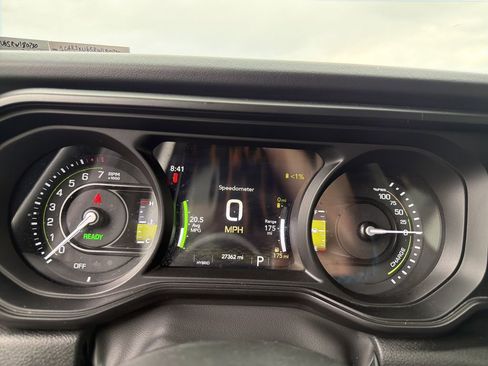 Used 2024 Jeep Wrangler High Altitude AWD/4WD image 23