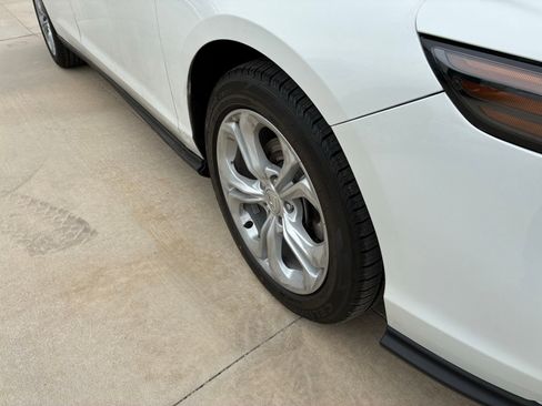 Used 2024 Honda Accord EX image 12