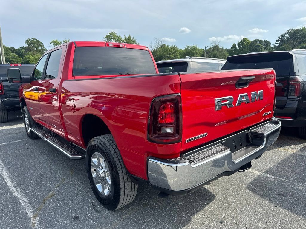 Used 2026 RAM 2500 Big Horn AWD/4WD image 4