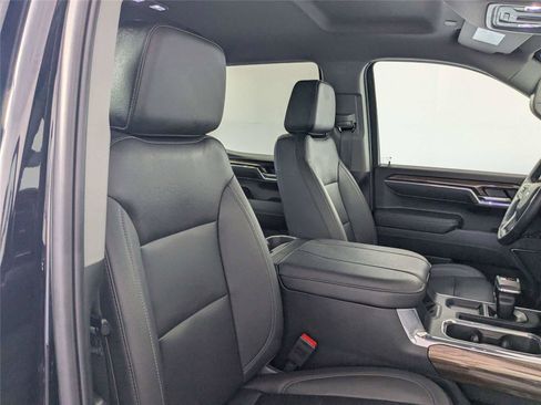 Used 2024 Chevrolet Silverado 1500 RST w/ Convenience Package II AWD/4WD image 34