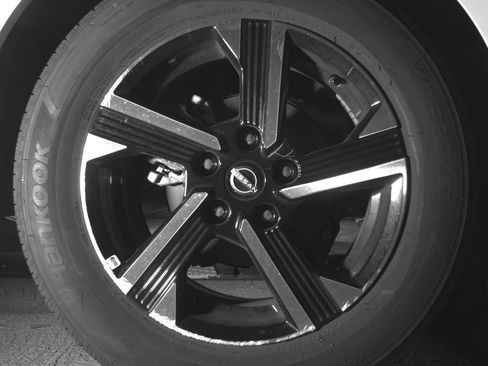 Used 2025 Nissan Sentra SV image 15