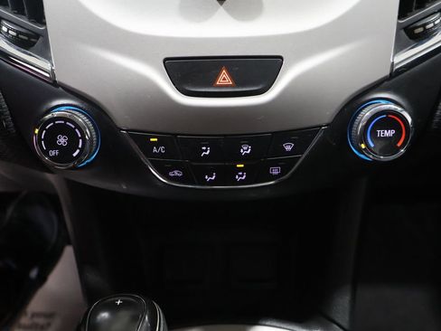 Used 2016 Chevrolet Cruze LS image 27