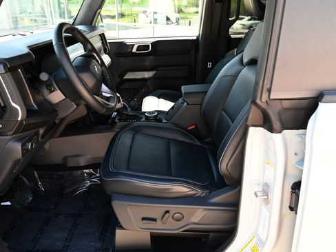 Used 2021 Ford Bronco First Edition AWD/4WD image 11