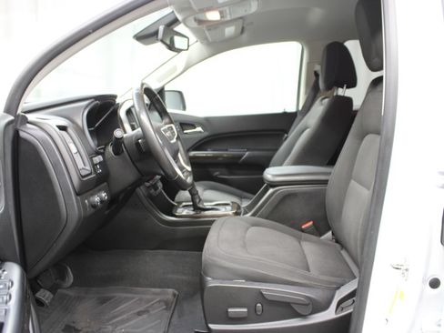 Used 2020 GMC Canyon SLE w/ Driver Alert Package AWD/4WD image 12