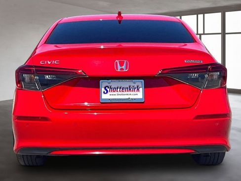 Certified 2023 Honda Civic Touring image 5