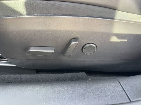 Used 2023 Tesla Model 3 Standard Range image 10