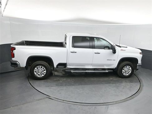 Used 2024 Chevrolet Silverado 2500 LTZ w/ LTZ Convenience Package image 31