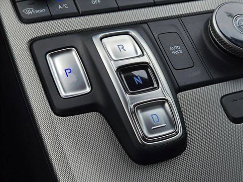 Used 2025 Hyundai Palisade SEL FWD image 11