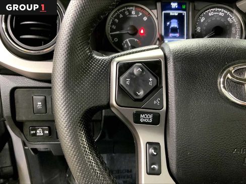 Certified 2021 Toyota Tacoma SR5 AWD/4WD image 24