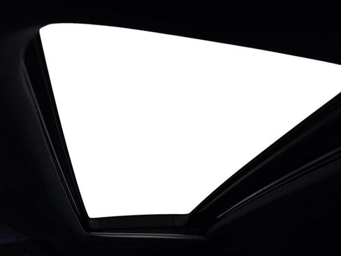 Used 2022 Honda Accord Sport image 3