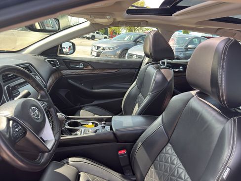 Used 2016 Nissan Maxima Platinum FWD image 25