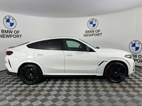 Used 2024 BMW X6 M60i AWD/4WD image 11