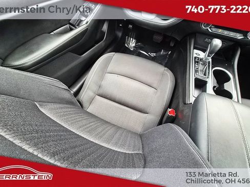 Used 2023 Nissan Altima 2.5 SV image 14