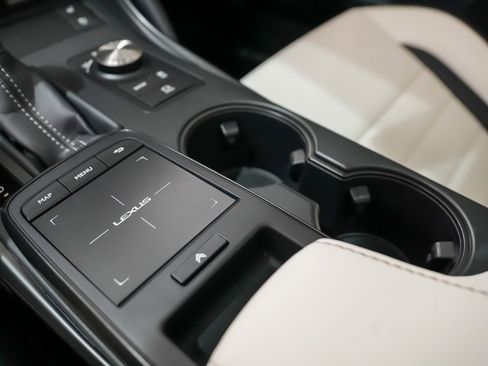 Used 2025 Lexus IS 350 F Sport image 32