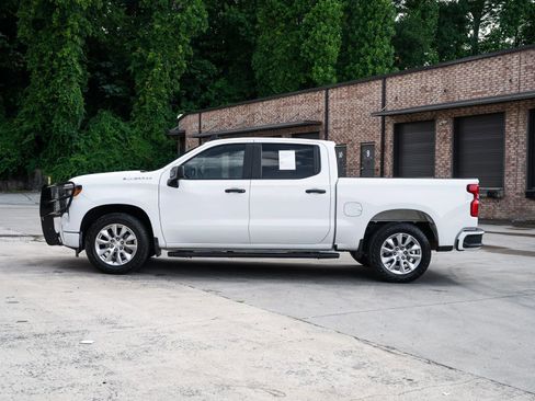 Used 2022 Chevrolet Silverado 1500 Custom RWD image 4