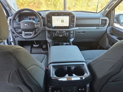 New 2025 Ford F150 XLT w/ Equipment Group 302A MID image 20