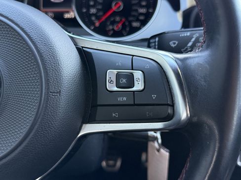 Used 2020 Volkswagen GTI S image 23