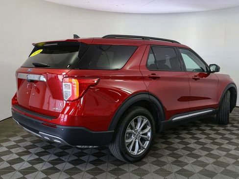 Used 2024 Ford Explorer XLT w/ Equipment Group 202A image 13