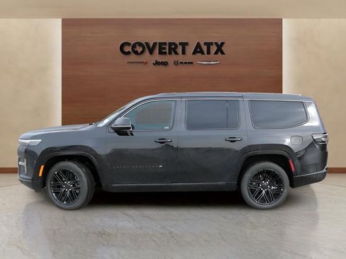 New 2026 Jeep Grand Wagoneer Limited AWD/4WD image 2