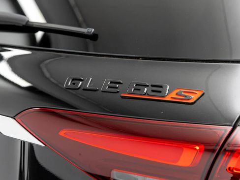Used 2025 Mercedes-Benz GLE 63 AMG S image 7