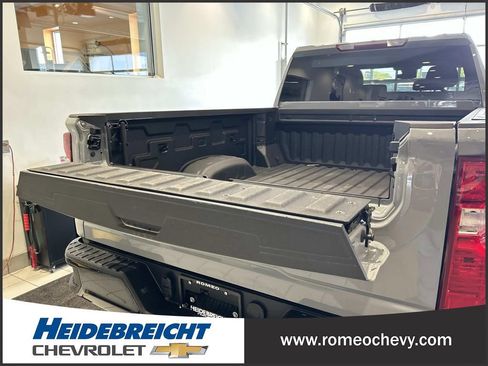 Used 2025 Chevrolet Silverado 2500 Custom w/ Custom Convenience Package AWD/4WD image 15