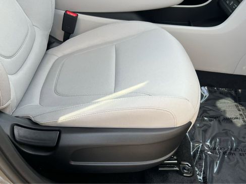 New 2026 Hyundai Tucson Blue SE AWD/4WD image 19