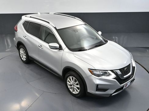 Used 2020 Nissan Rogue SV image 55