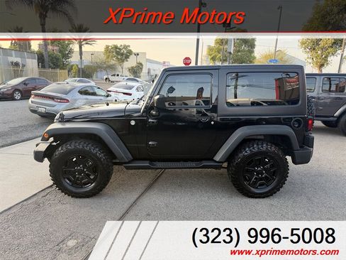 Used 2016 Jeep Wrangler Sport AWD/4WD image 4
