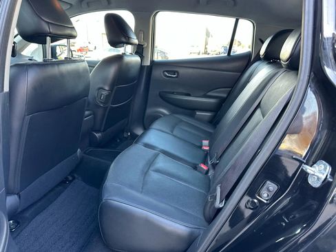 Used 2015 Nissan Leaf SL w/ Premium Package image 17