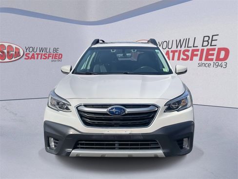 Used 2022 Subaru Outback Limited image 2
