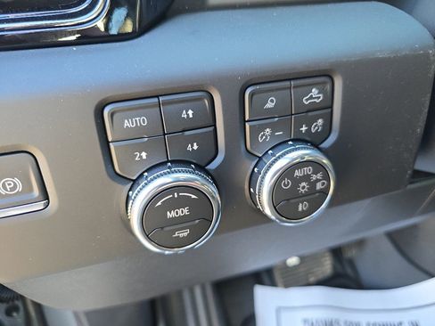 New 2026 GMC Sierra 1500 AT4 w/ Technology Package image 21