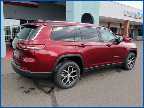 Used 2023 Jeep Grand Cherokee L Limited w/ Luxury Tech Group II AWD/4WD image 8