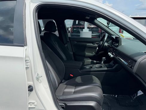 Used 2023 Honda Civic Sport image 23