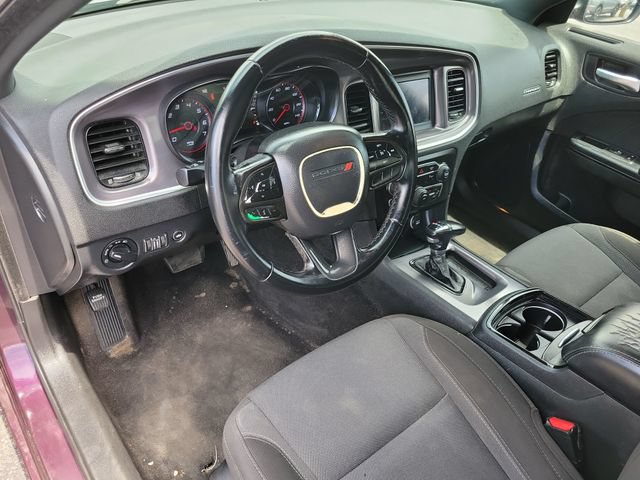 Used 2020 Dodge Charger SXT w/ Blacktop Package RWD image 9