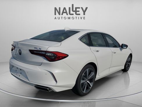 Used 2025 Acura TLX w/ Technology Package FWD image 5
