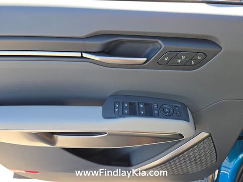 New 2026 Kia EV9 Wind AWD/4WD image 16