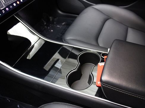 Used 2019 Tesla Model 3 Long Range AWD/4WD image 44