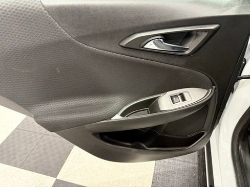 Used 2024 Chevrolet Malibu LT image 16