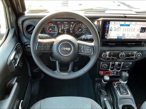 New 2025 Jeep Wrangler Unlimited Rubicon w/ XTREMEE 35" Tire Package image 17