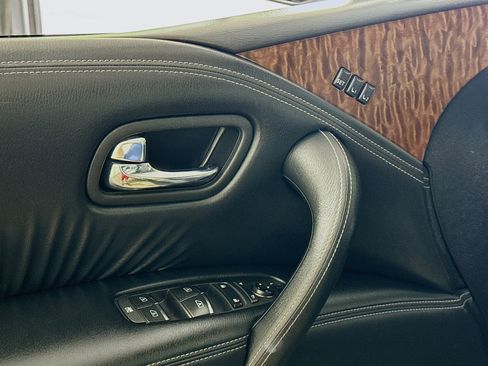 Used 2020 Nissan Armada SL w/ Premium Package image 21