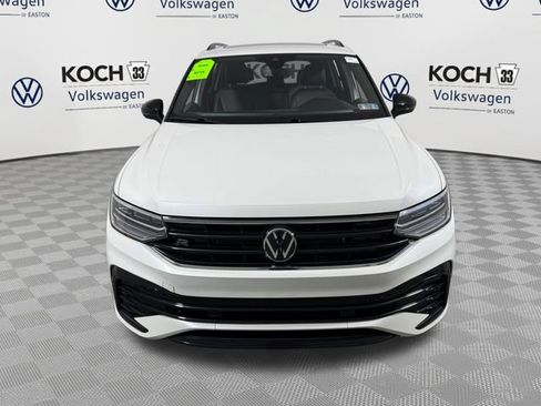 Used 2024 Volkswagen Tiguan SE R-Line AWD/4WD image 2