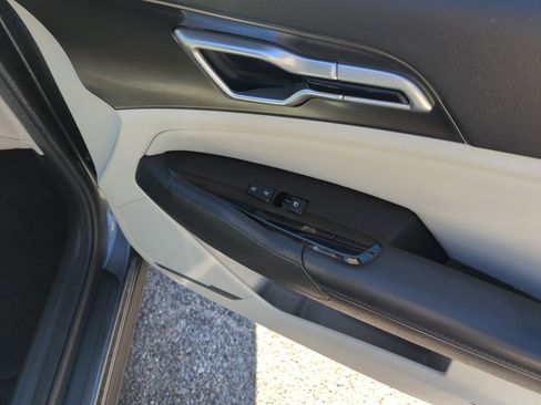 Used 2023 Kia Sportage EX image 33